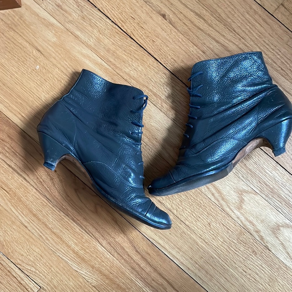 Repetto grey booties size 40